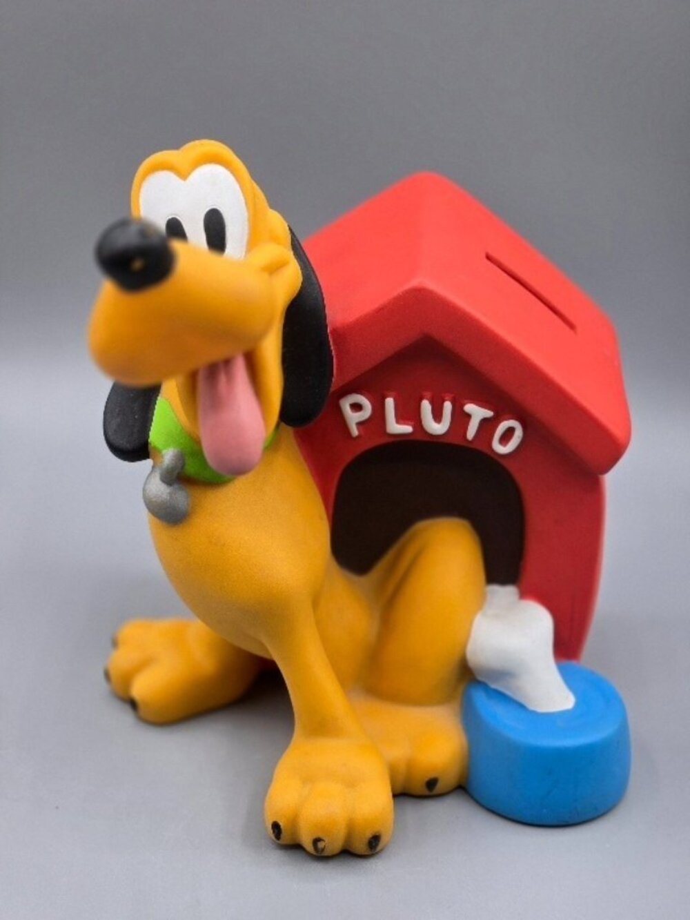 Vintage Walt Disney Pluto Red Doghouse Coin Bank With Orig Stopper Plug Cartoon